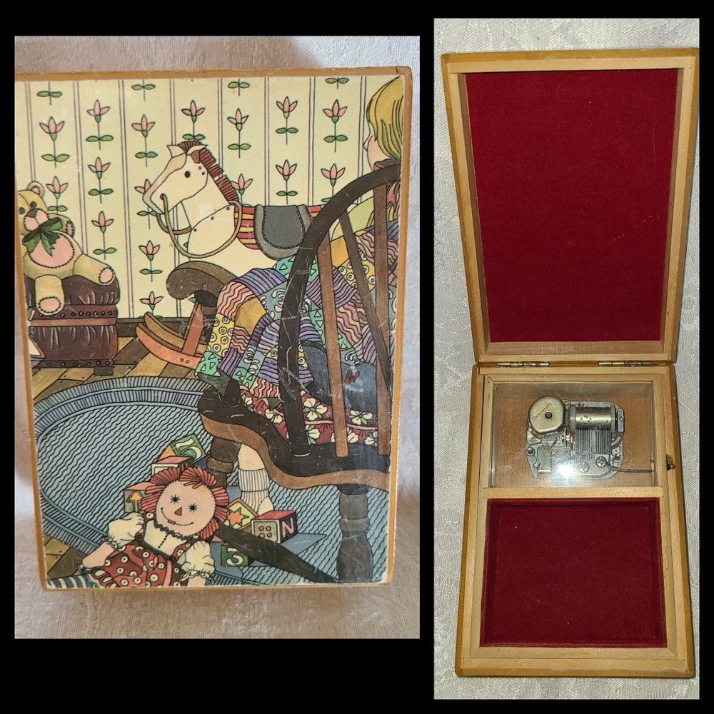 VTG Music Jewelry Box